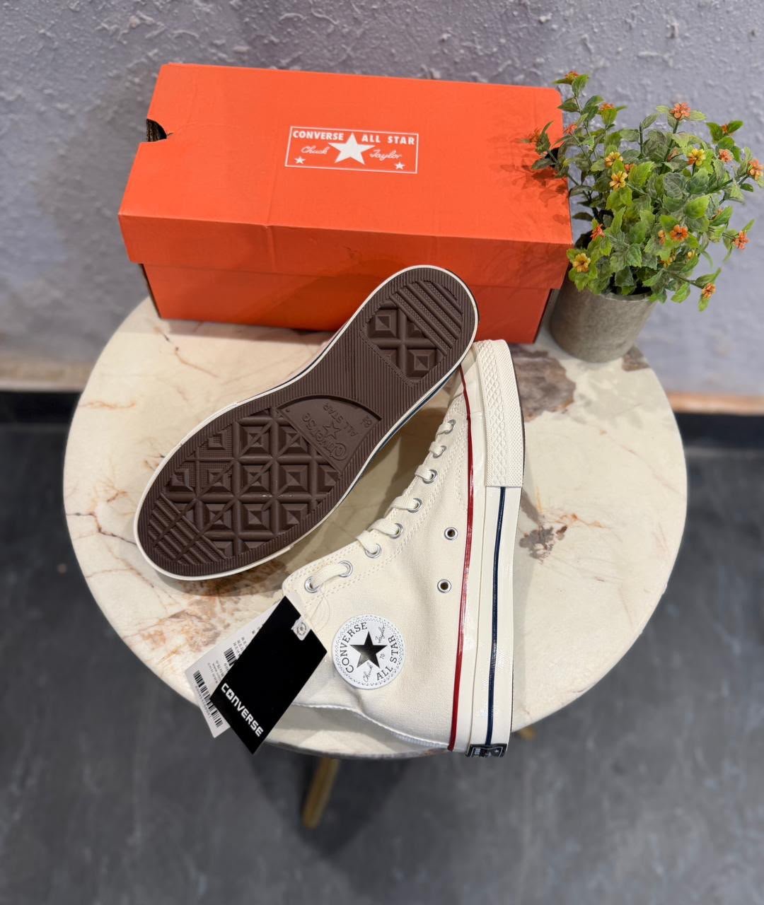 Buy Conver_see Chuck 70 Mid White Shoes - Image 5