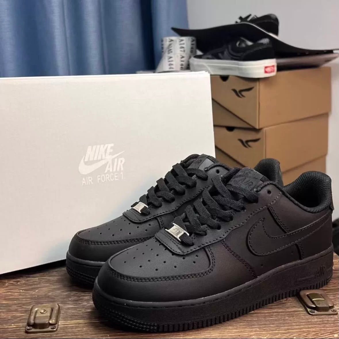 Buy Ni_kee Air Force 1 Triple Black Shoes - Image 6