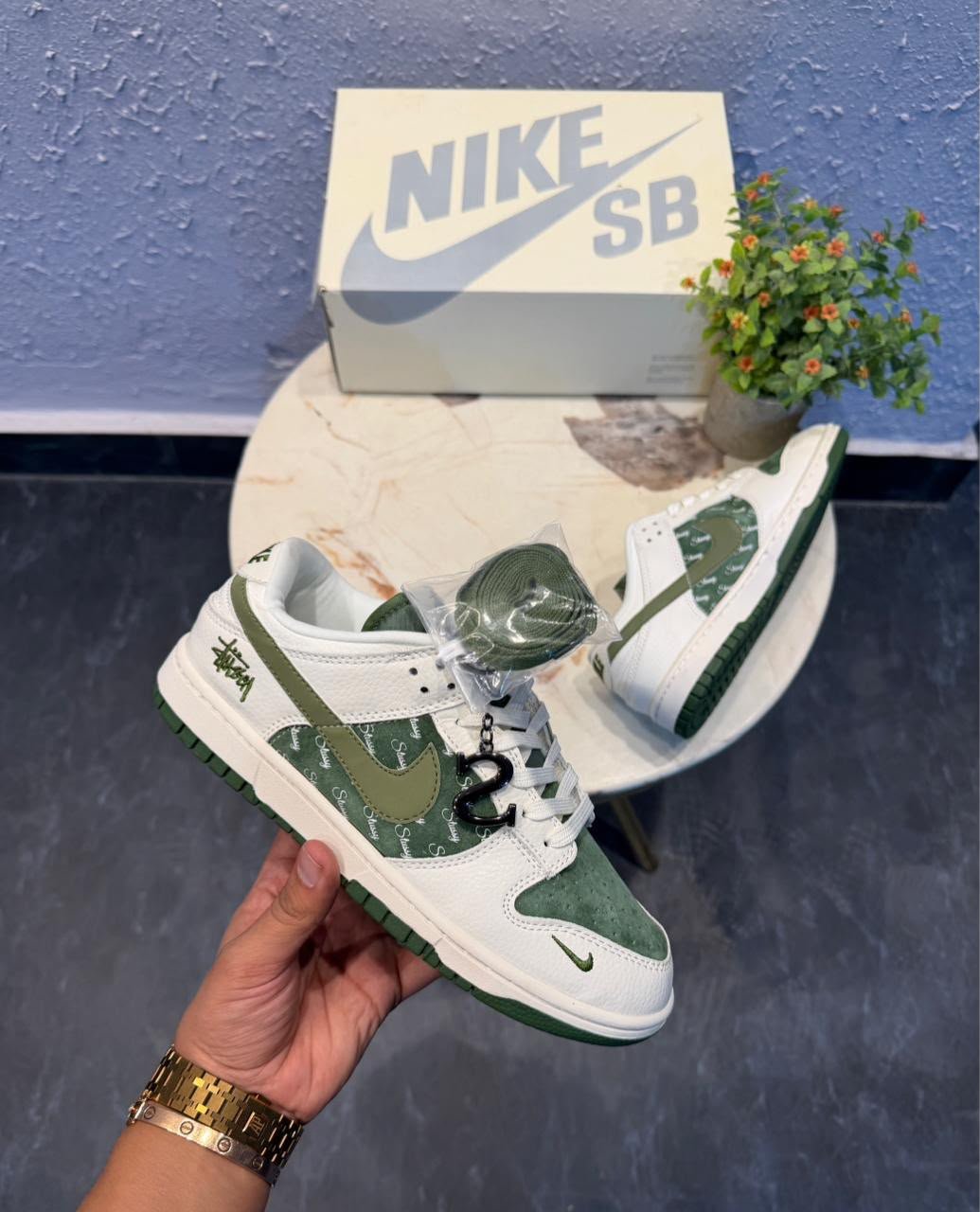 Buy Ni_kee SB Dunk Stussy White Green - Image 3