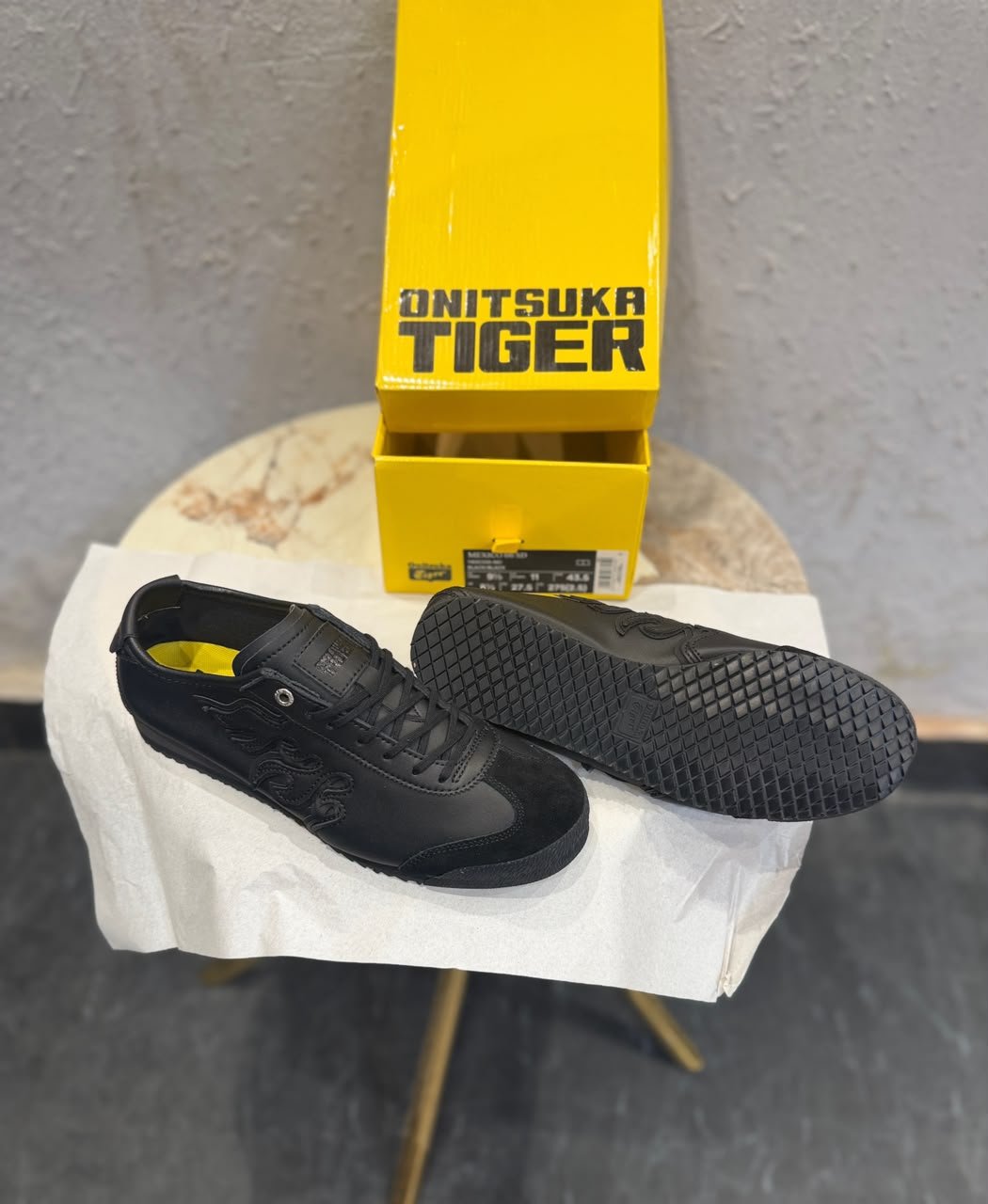 Buy Onitsu_kaa Tiger SD Fire Sneakers - Image 3
