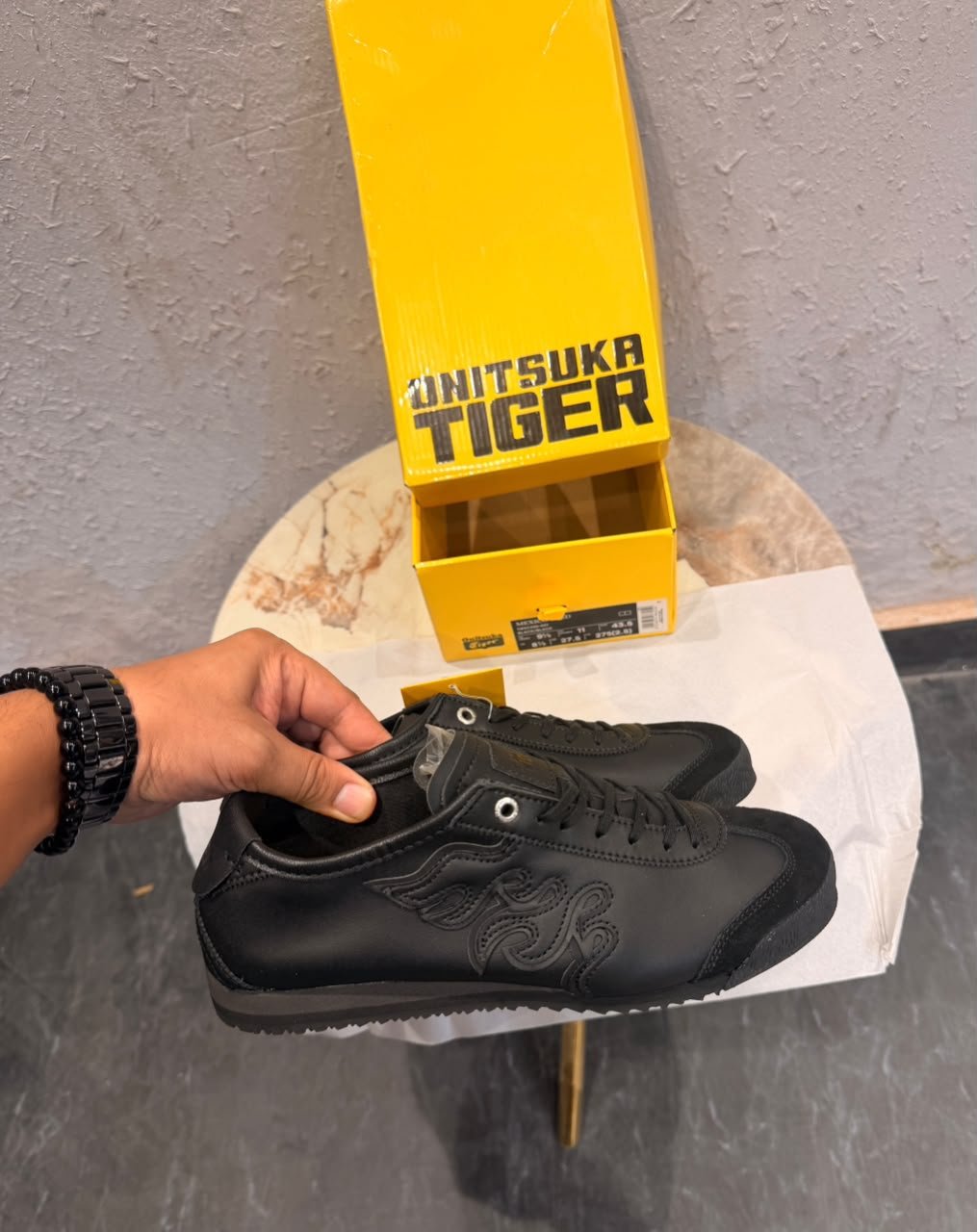Buy Onitsu_kaa Tiger SD Fire Sneakers - Image 4