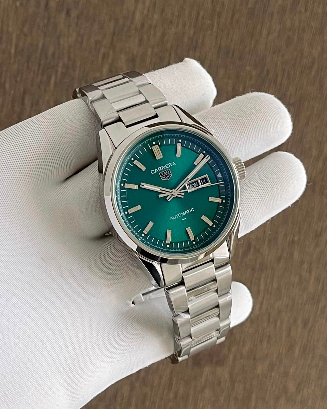 Buy Ta_g Heu_err Carrera Day-Date Auto - Image 3
