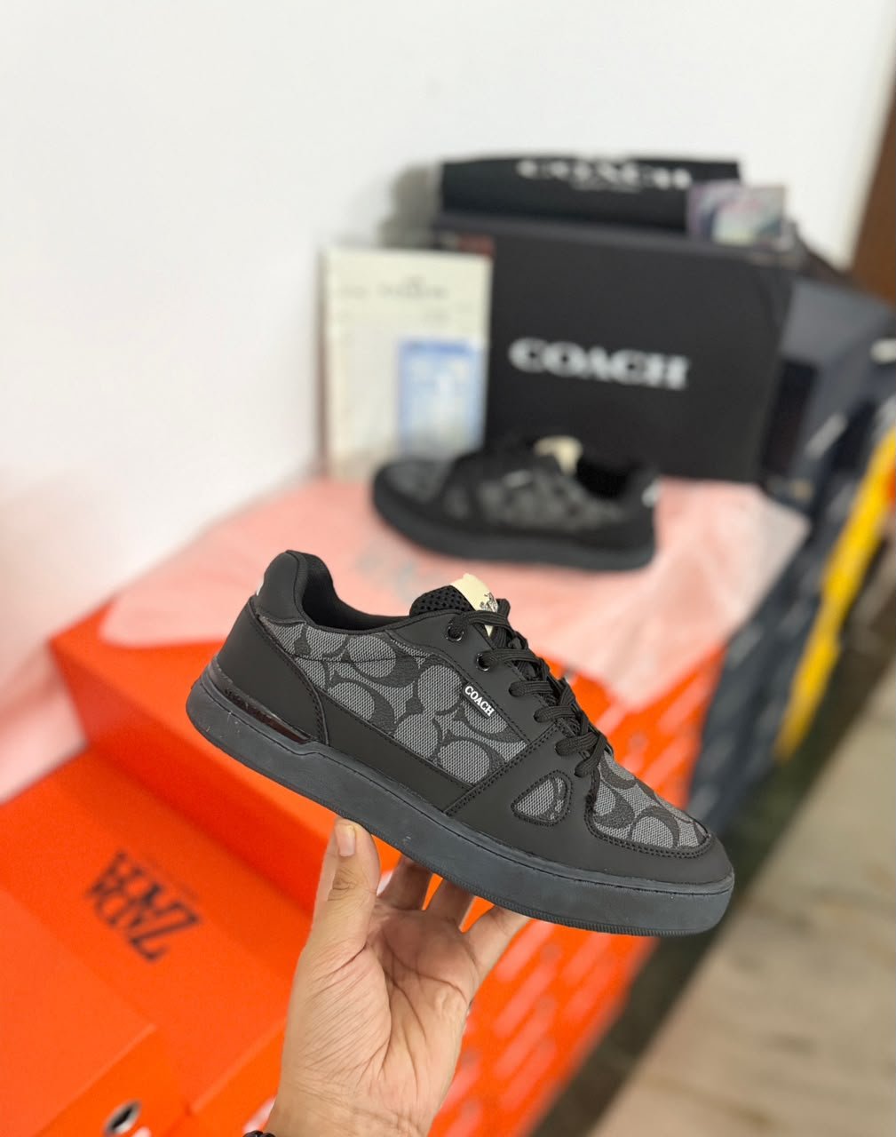 Buy Coa_chh New York USA Luxury Sneaker 24