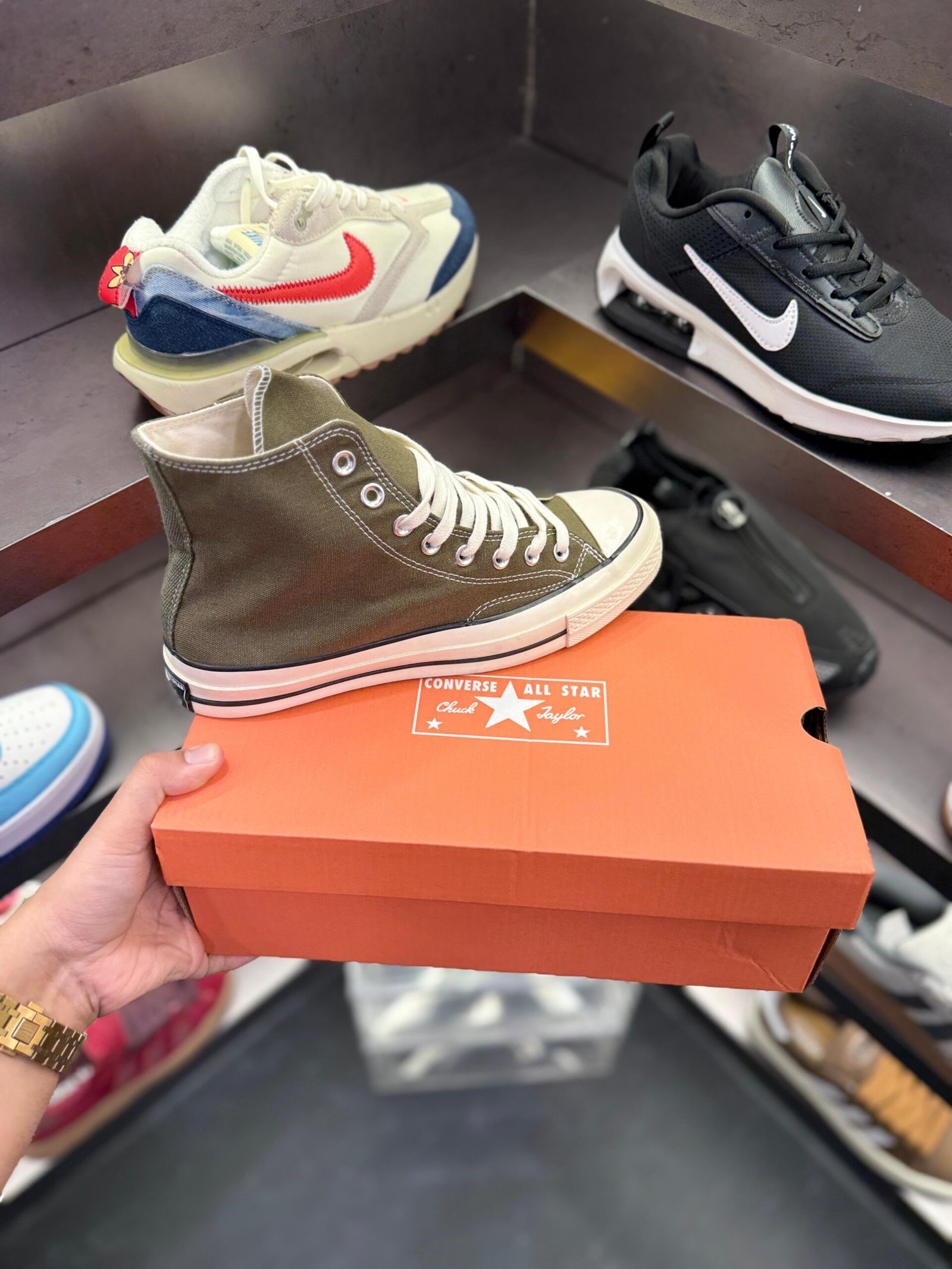 Buy Conver_see Chuck 70 Army Green Sneaker - Image 3