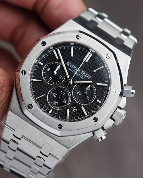 First Copy AP Royal Oak Chronograph Watch - Image 2